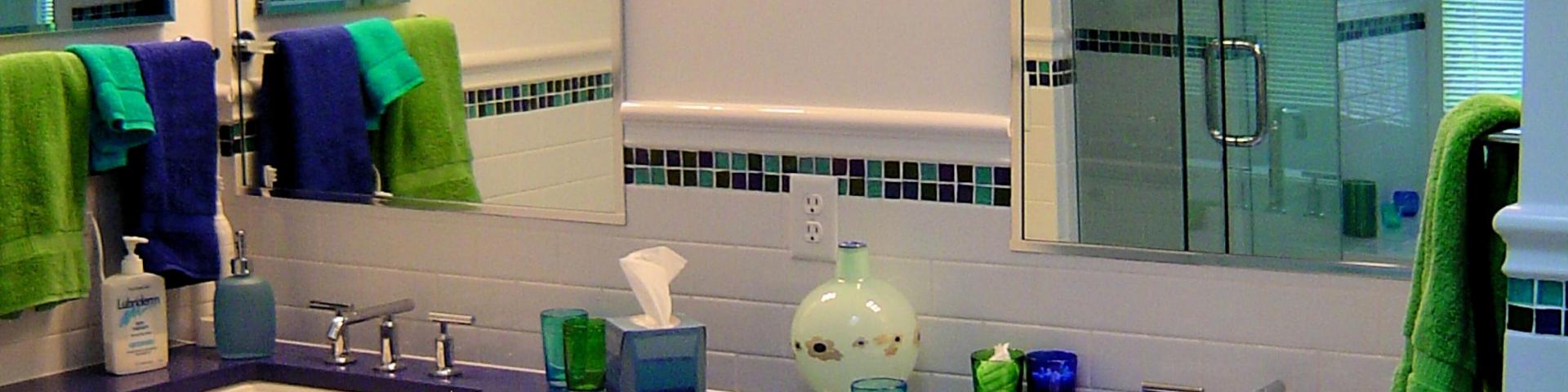 Wide view of the sink area